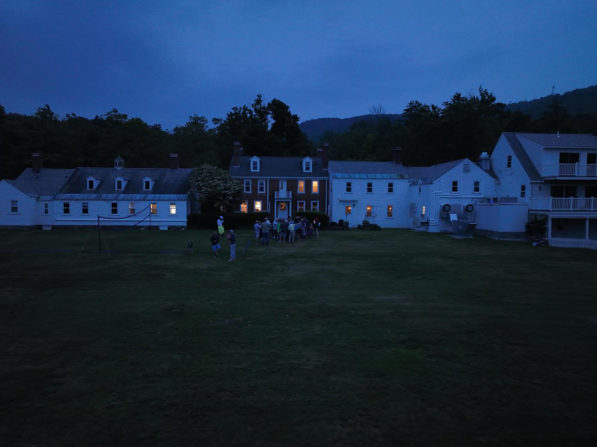 Blue Bear Inn Francestown Exteriör bild